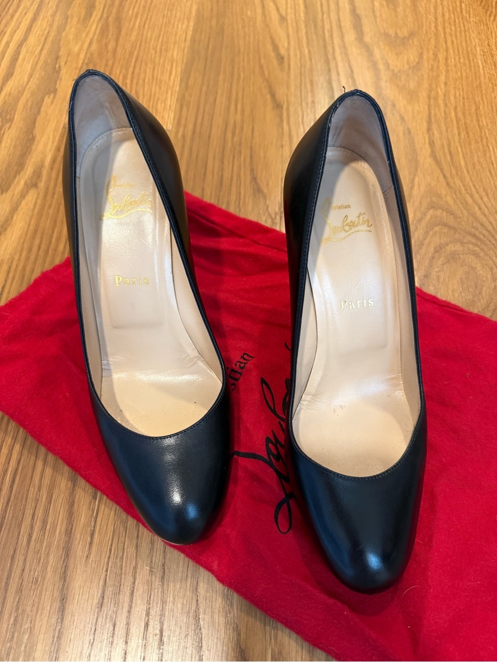 Christian Louboutin Black Leather Simple Pump 100 Size 38.5